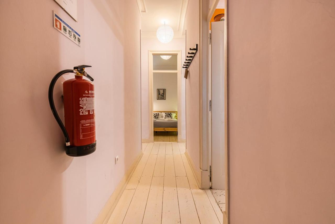 3Bdr Mouraria Apartment By Lovelystay Lisbon Exterior photo